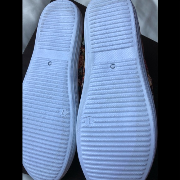 ❤️Flowery Flats- Blue Suede Shoes - Picture 4 of 4